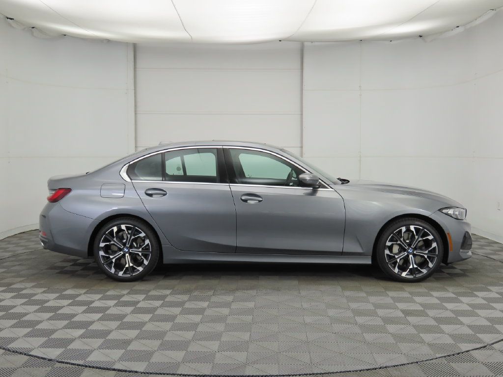 Used 2026 BMW 330i Sedan w/ Convenience Package RWD image 5