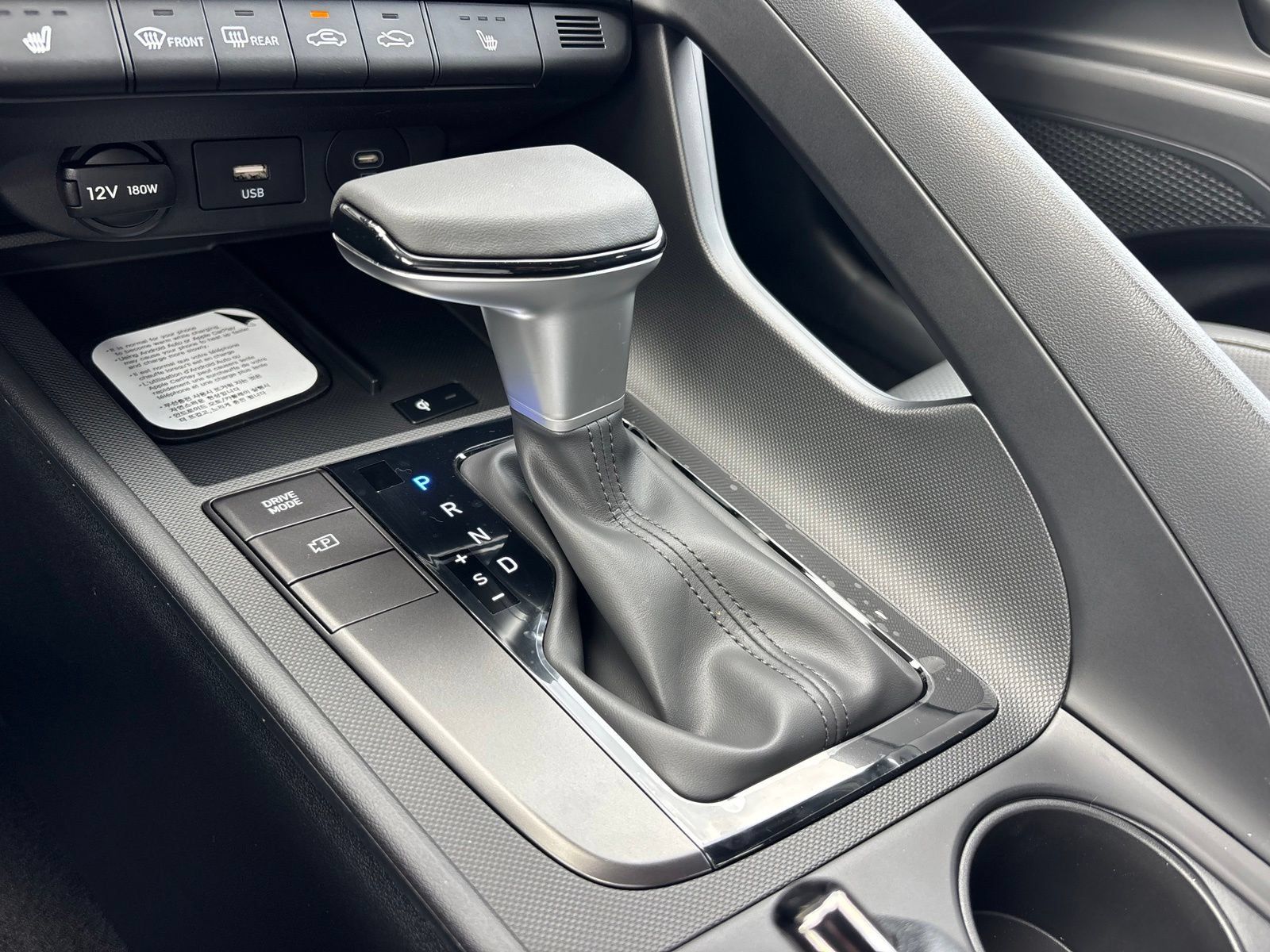 New 2026 Hyundai Elantra SEL Sport FWD image 23