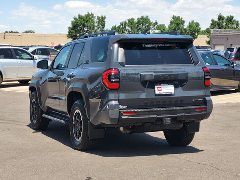 Certified 2025 Toyota 4Runner TRD Off-Road AWD/4WD image 4