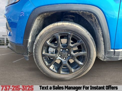 New 2026 Jeep Compass Latitude image 14