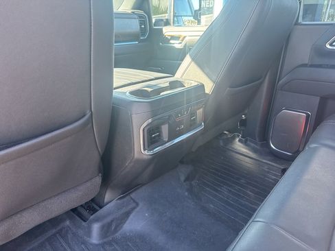 Used 2024 Chevrolet Silverado 2500 High Country w/ High Country Premium Package image 14