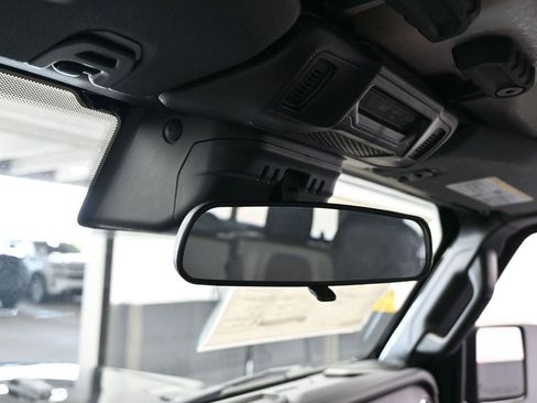 Used 2024 Jeep Gladiator Sport w/ Premium Package image 20