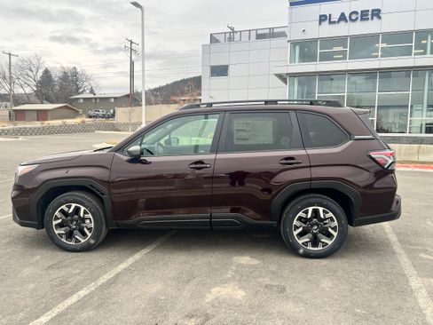New 2026 Subaru Forester Premium image 2
