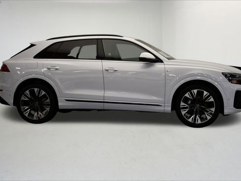 New 2026 Audi Q8 Premium Plus image 6