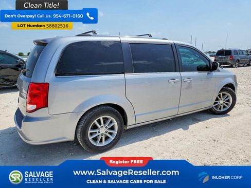 Used 2020 Dodge Grand Caravan SXT FWD image 4