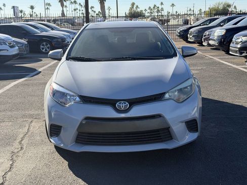 Used 2015 Toyota Corolla LE image 2