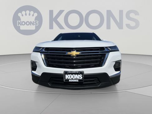 Used 2023 Chevrolet Traverse LT FWD image 11