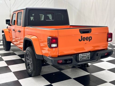 New 2025 Jeep Gladiator Sport AWD/4WD image 6