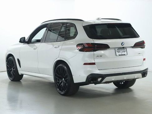 Certified 2025 BMW X5 xDrive40i w/ M Sport Package AWD/4WD image 40