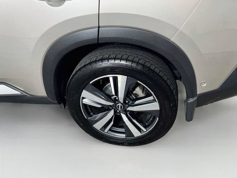Used 2023 Nissan Rogue Platinum AWD/4WD image 27