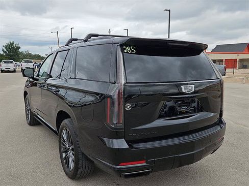 Used 2025 Cadillac Escalade Sport Platinum w/ LPO, Floor Liner Package AWD/4WD image 3