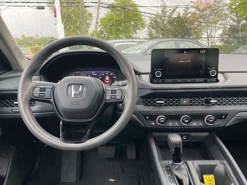 Used 2023 Honda Accord EX image 14