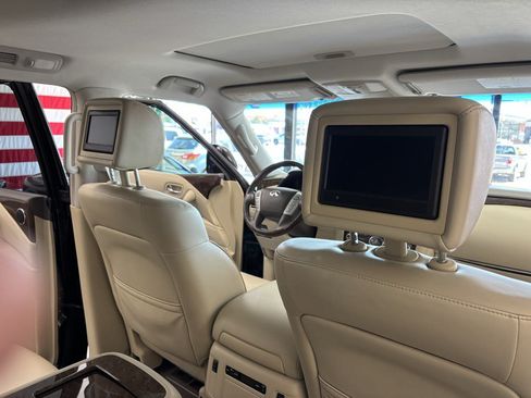 Used 2017 INFINITI QX80 2WD w/ Driver Assistance Package image 28