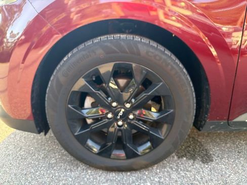 Certified 2024 Kia Carnival SX Prestige FWD image 26