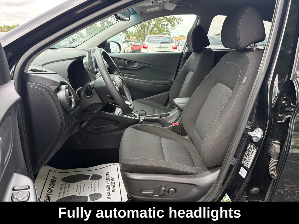 Used 2023 Hyundai Kona SEL w/ Cargo Package AWD/4WD image 11