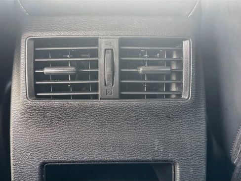 Used 2022 Mitsubishi Outlander SE FWD image 28