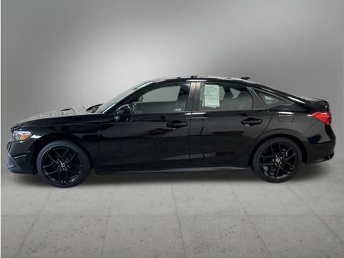 Used 2024 Honda Civic Sport image 3
