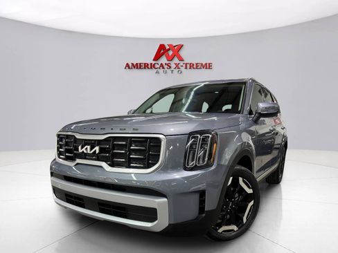 Used 2025 Kia Telluride S FWD image 1