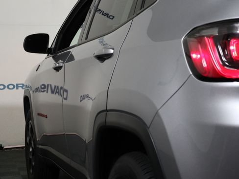 Used 2023 Jeep Compass Trailhawk AWD/4WD image 10