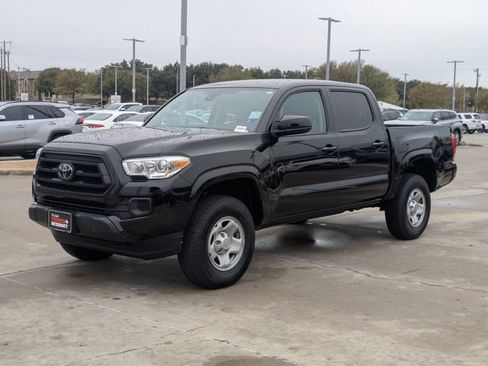 Used 2023 Toyota Tacoma SR image 10