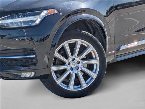 Used 2017 Volvo XC90 T6 Inscription w/ Vision Package image 24