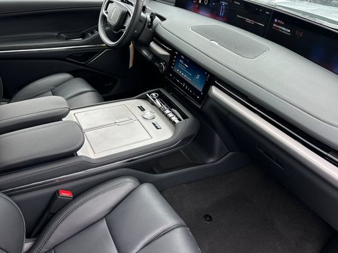 New 2026 Lincoln Navigator Reserve w/ Jet Appearance Package AWD/4WD image 16