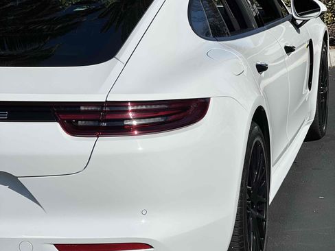 Used 2020 Porsche Panamera 4 image 57