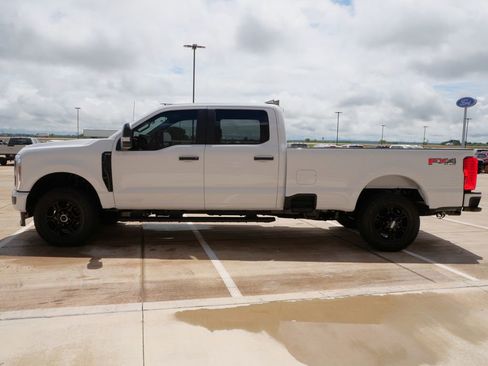 New 2026 Ford F250 XL AWD/4WD image 3
