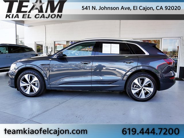 Used 2024 Audi Q8 e-tron Premium Plus AWD/4WD image 6