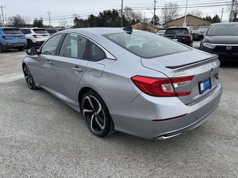 Used 2022 Honda Accord Sport image 9