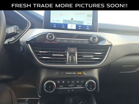 Used 2022 Ford Escape SE w/ Convenience Package image 13