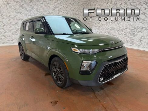 Used 2021 Kia Soul EX FWD image 1