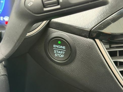 Certified 2022 Ford Escape SEL w/ SEL Stealth AWD Package image 21