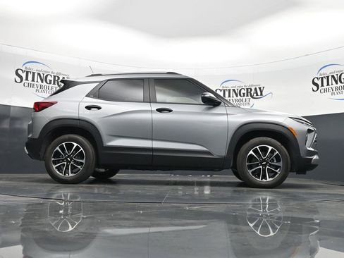 Used 2024 Chevrolet TrailBlazer LT w/ Convenience Package image 24
