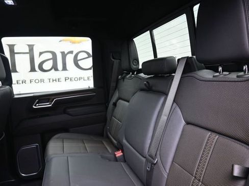 Used 2025 Chevrolet Silverado 2500 High Country w/ High Country Premium Package AWD/4WD image 14