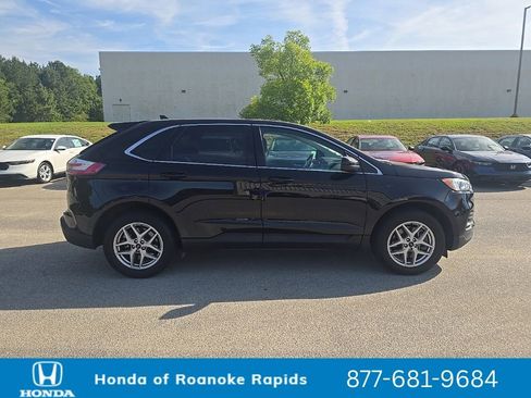 Used 2024 Ford Edge SEL AWD/4WD image 8
