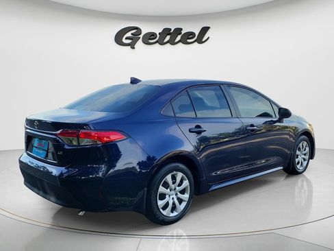 Used 2025 Toyota Corolla LE FWD image 4