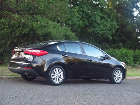 Used 2014 Kia Forte EX FWD image 4