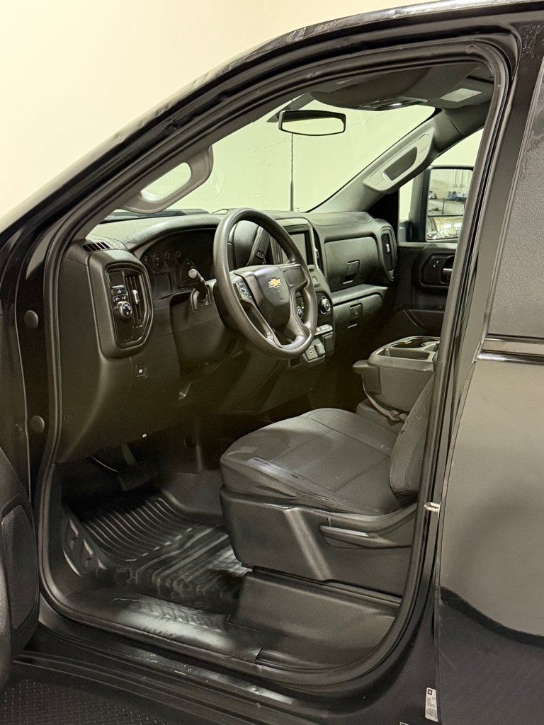 Used 2020 Chevrolet Silverado 2500 W/T RWD image 8