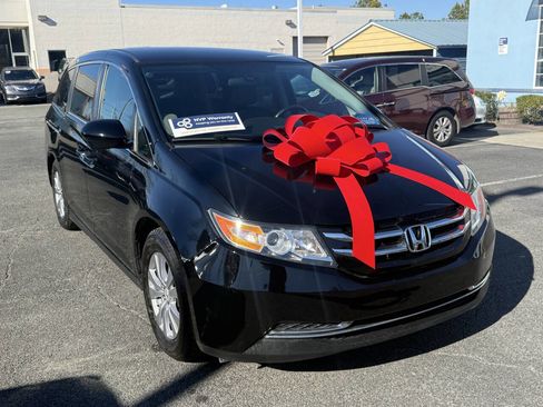 Used 2016 Honda Odyssey SE image 7