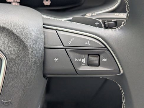 Used 2025 Audi Q7 3.0T Premium Plus image 22