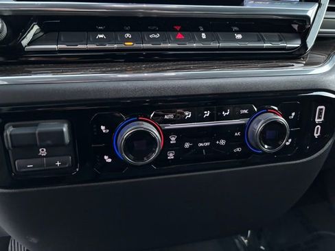 Certified 2025 Chevrolet Silverado 1500 LT image 19