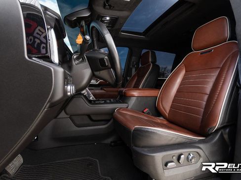 Used 2025 GMC Sierra 2500 Denali Ultimate image 47