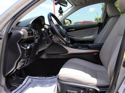 Used 2016 Lexus IS 200t w/ Navigation System Package image 16