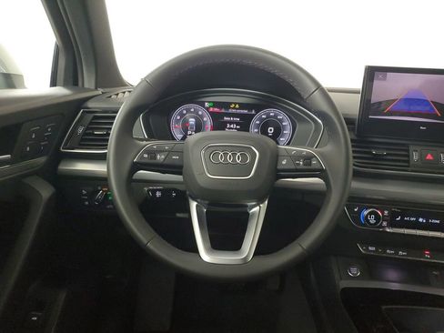 Used 2025 Audi Q5 2.0T Premium AWD/4WD image 16
