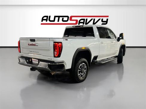 Used 2023 GMC Sierra 3500 SLE w/ SLE Convenience Package image 7