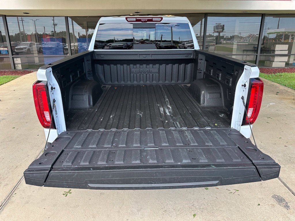 Used 2026 GMC Sierra 1500 Denali w/ Technology Package RWD image 33