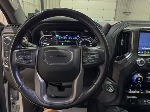 Used 2022 GMC Sierra 2500 Denali AWD/4WD image 13
