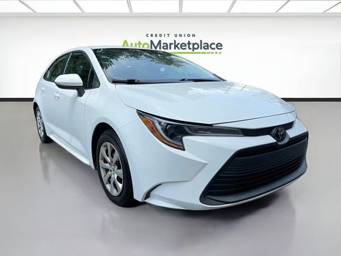Used 2024 Toyota Corolla LE FWD image 1