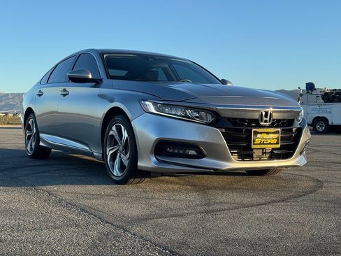Used 2019 Honda Accord EX image 11
